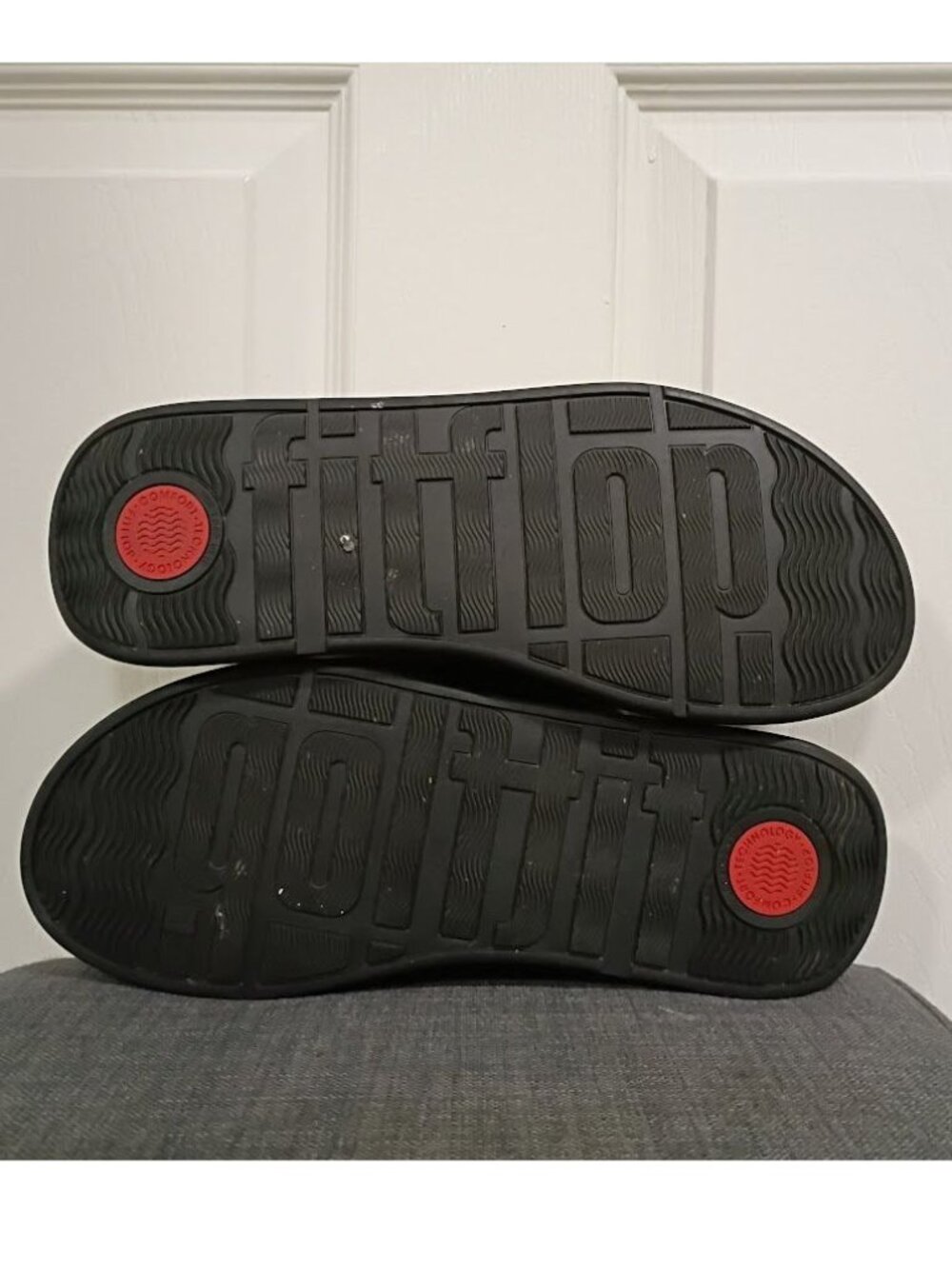 FitFlop Womens Lulu Toe Post Sandals Size 10 Black Leather Comfort - Picture 3 of 8